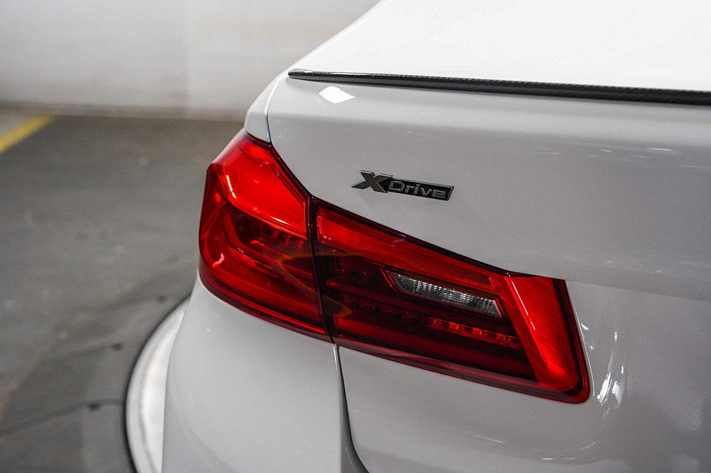 Thumbnail: 2020 BMW 5 Series - 23