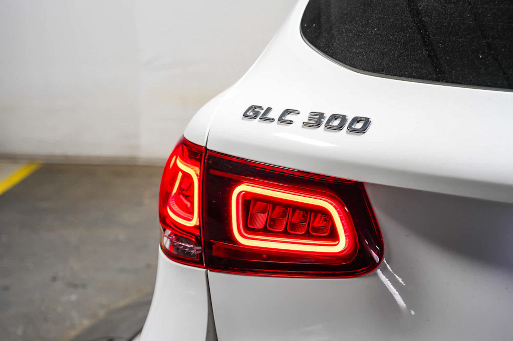 Thumbnail: 2020 Mercedes-Benz GLC - 23
