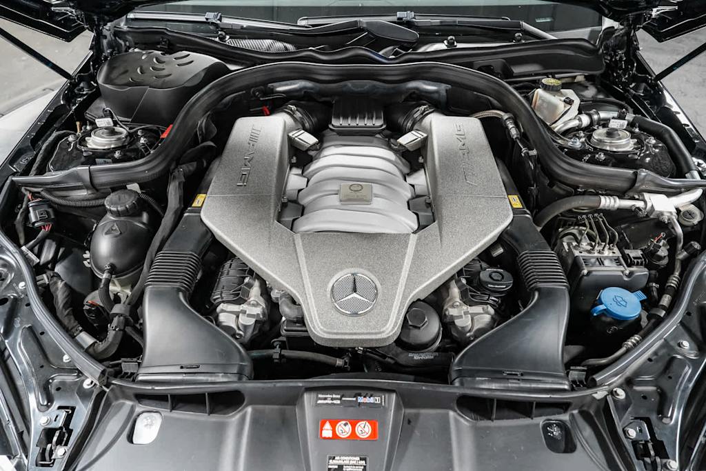Thumbnail: 2011 Mercedes-Benz E-Class - 6