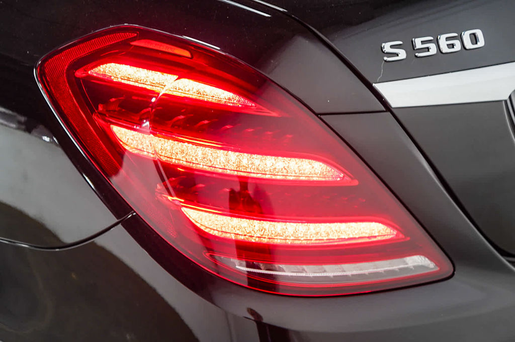 Thumbnail: 2019 Mercedes-Benz S-Class - 19