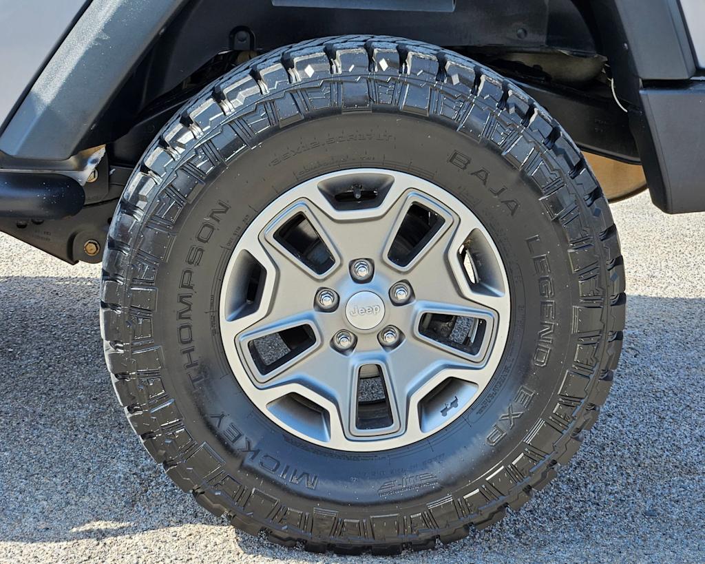 Thumbnail: 2013 Jeep Wrangler - 7