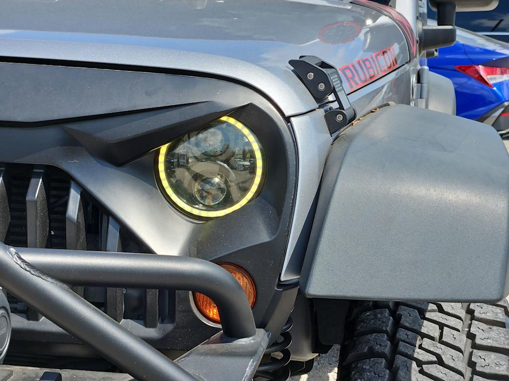 Thumbnail: 2013 Jeep Wrangler - 23
