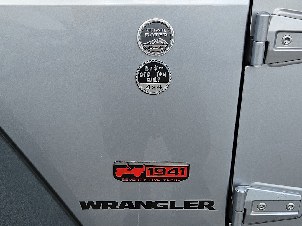 Thumbnail: 2013 Jeep Wrangler - 35