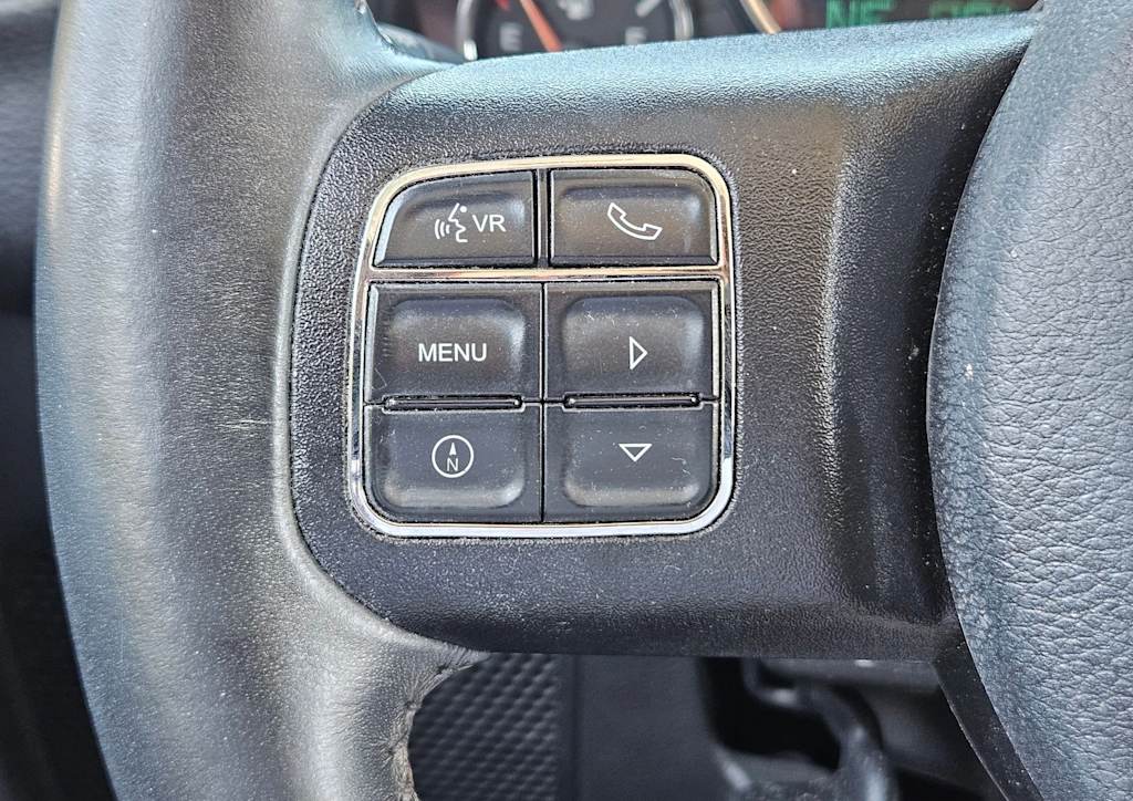 Thumbnail: 2017 Jeep Wrangler - 18
