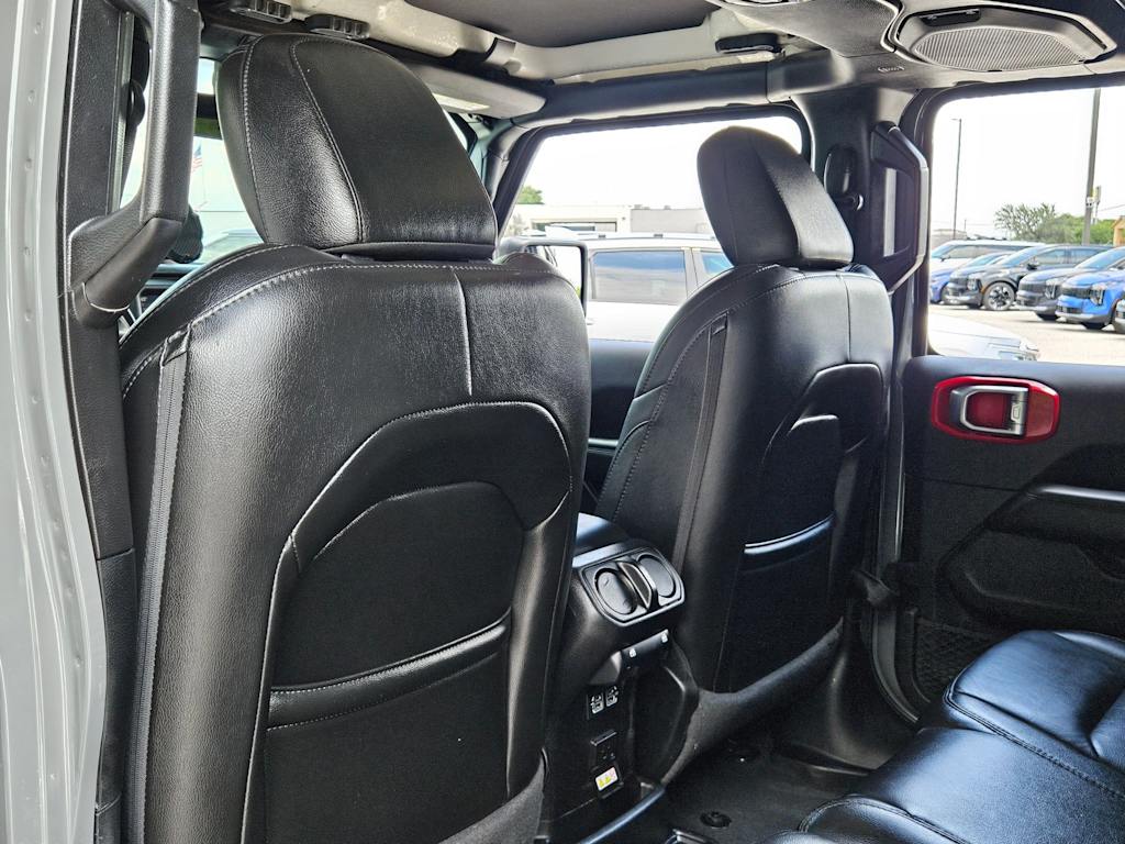 Thumbnail: 2020 Jeep Wrangler - 12