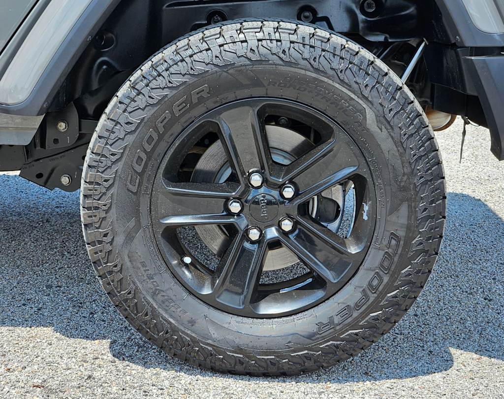 Thumbnail: 2020 Jeep Wrangler - 7
