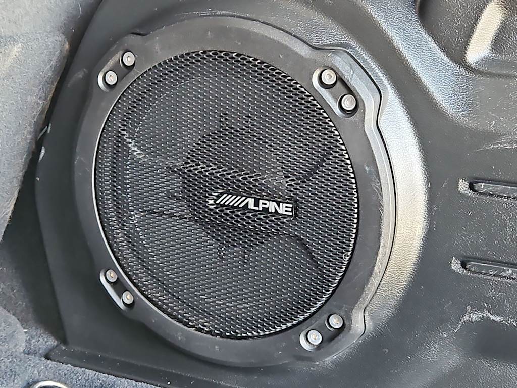 Thumbnail: 2020 Jeep Wrangler - 32