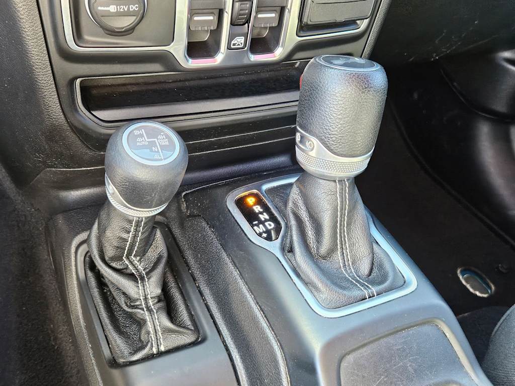 Thumbnail: 2020 Jeep Wrangler - 16