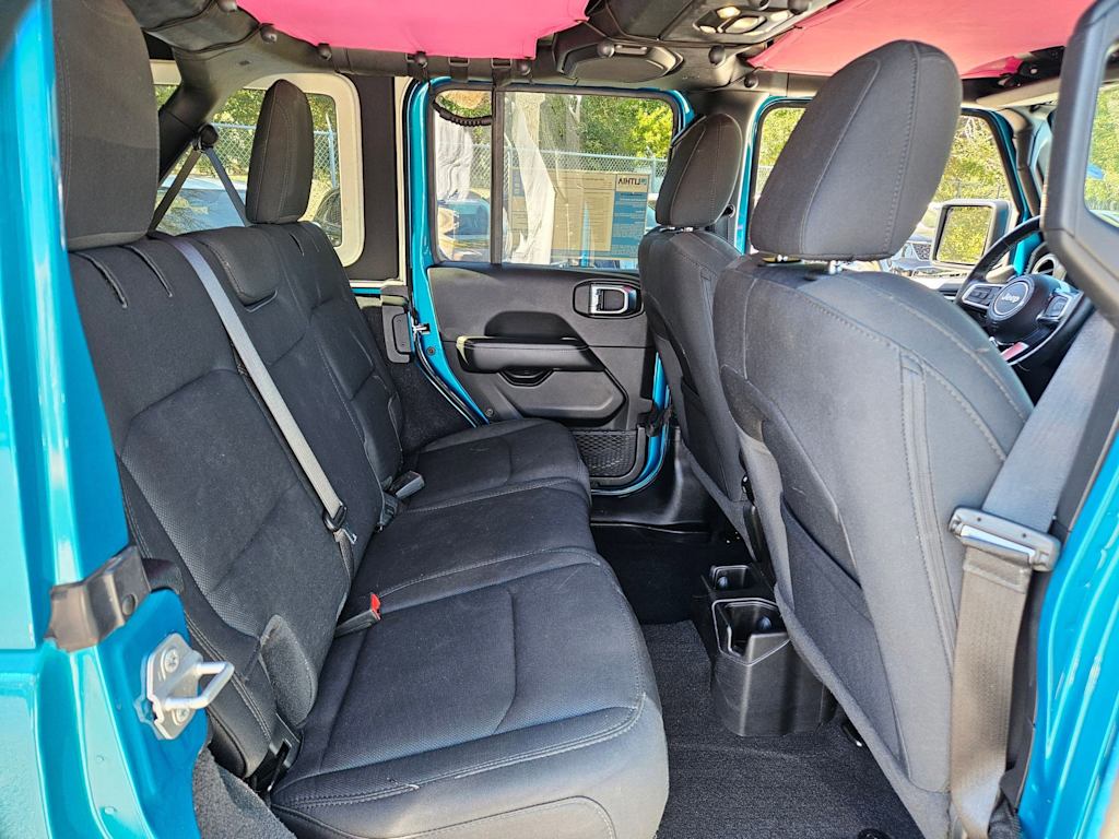 Thumbnail: 2020 Jeep Wrangler - 25