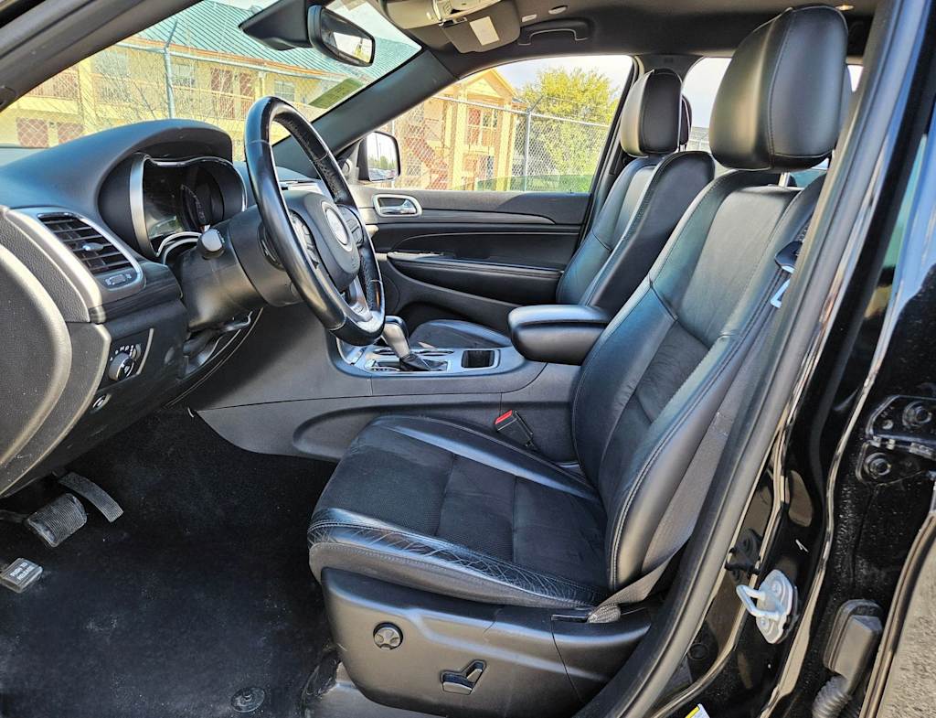 Thumbnail: 2020 Jeep Grand Cherokee - 9