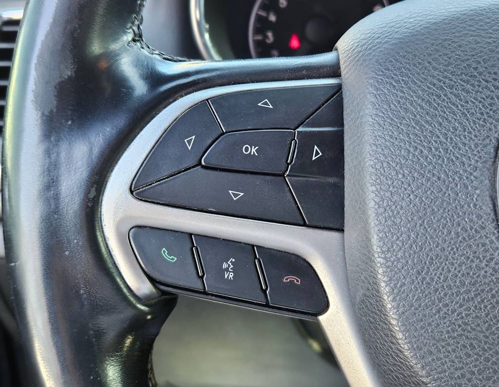 Thumbnail: 2020 Jeep Grand Cherokee - 19