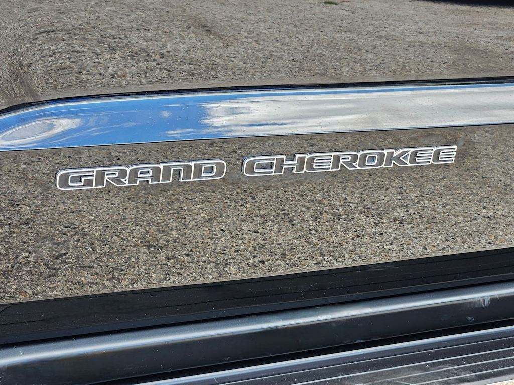 Thumbnail: 2021 Jeep Grand Cherokee - 26