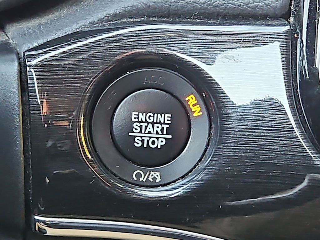 Thumbnail: 2019 Jeep Grand Cherokee - 23