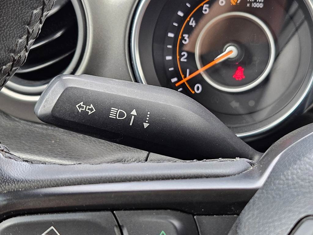 Thumbnail: 2023 Jeep Gladiator - 17