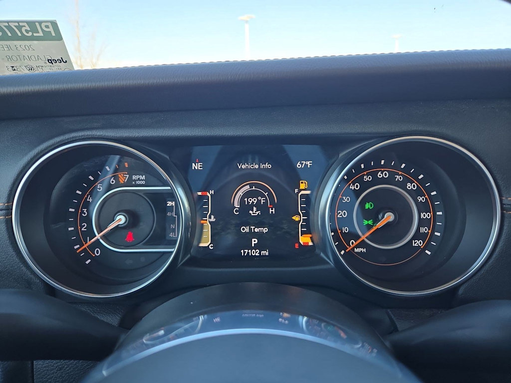 Thumbnail: 2023 Jeep Gladiator - 32