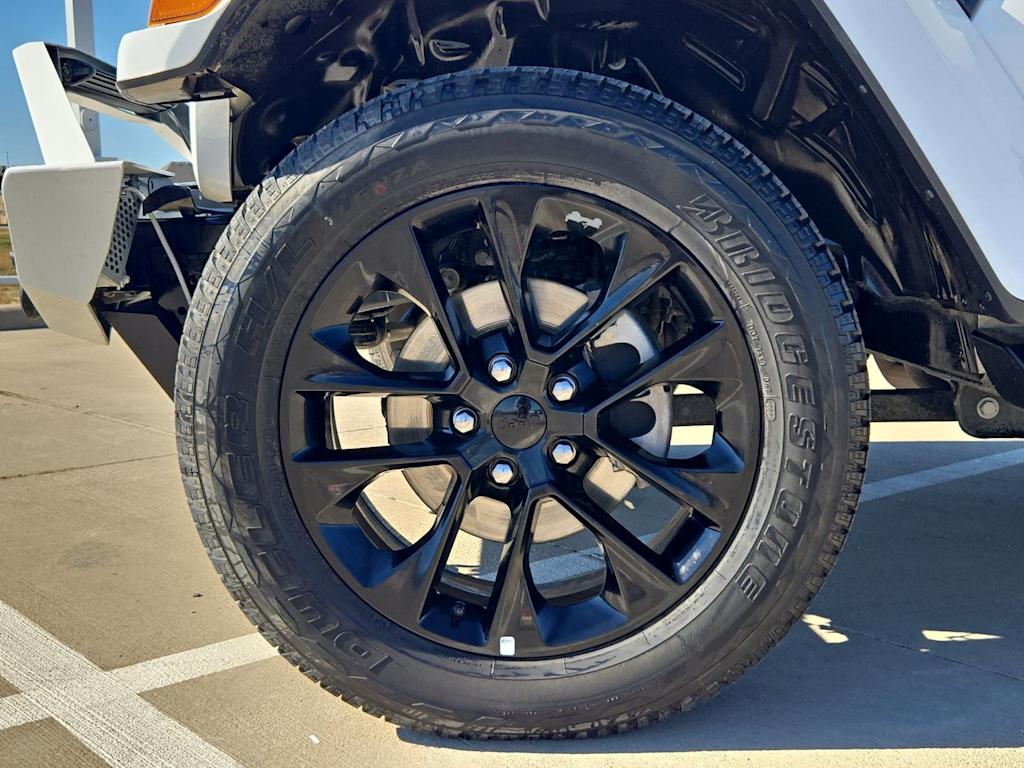 Thumbnail: 2023 Jeep Gladiator - 8
