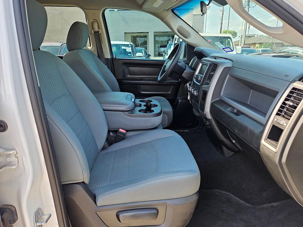Thumbnail: 2019 RAM 1500 - 11