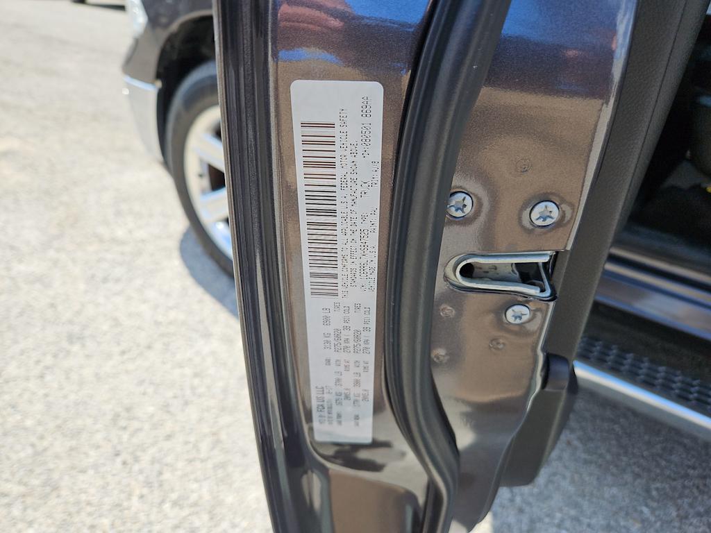 Thumbnail: 2017 RAM 1500 - 37