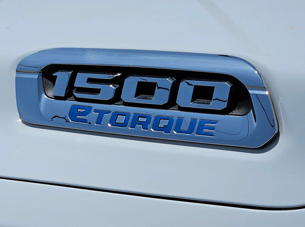 Thumbnail: 2025 RAM 1500 - 21