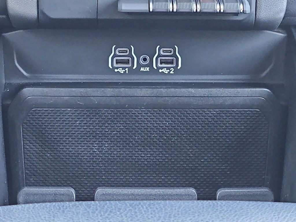 Thumbnail: 2025 RAM 1500 - 31