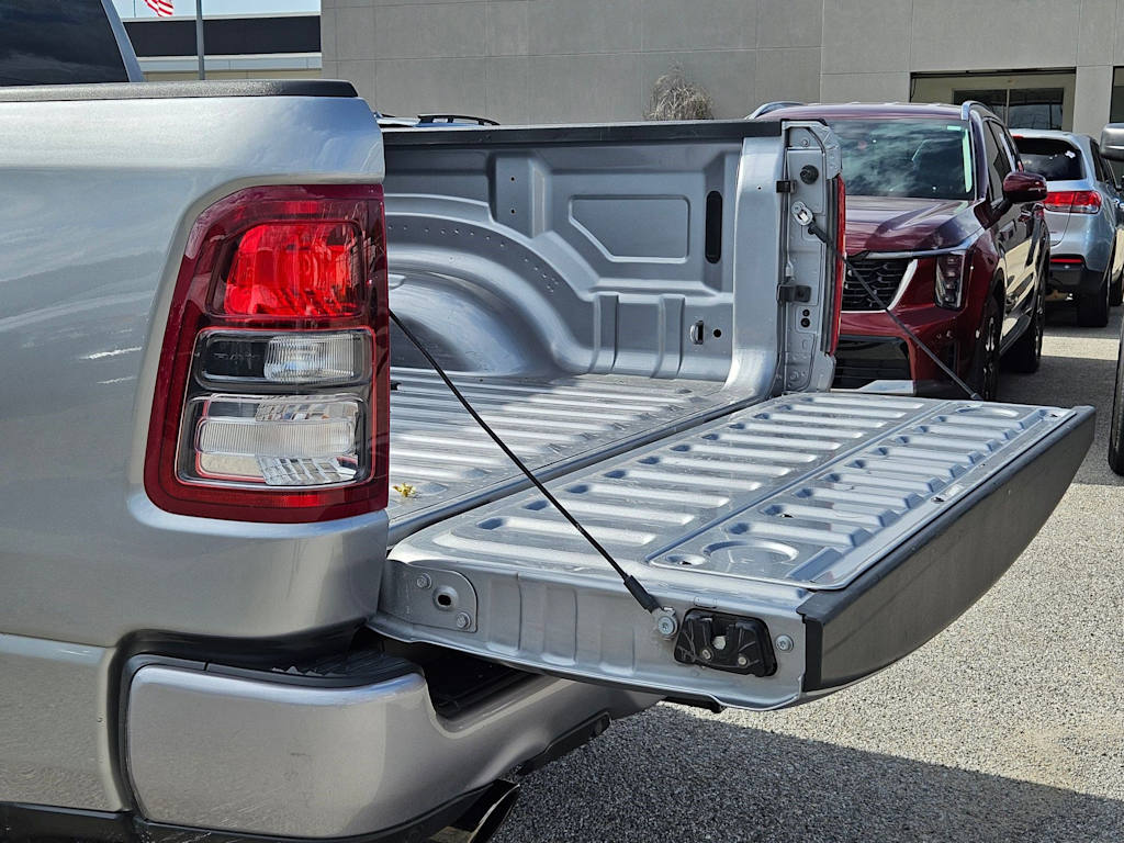 Thumbnail: 2023 RAM 1500 - 33