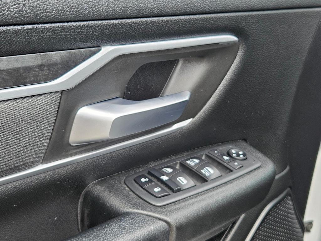 Thumbnail: 2020 RAM 1500 - 26