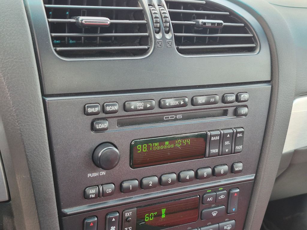 Thumbnail: 2002 Ford Thunderbird - 11
