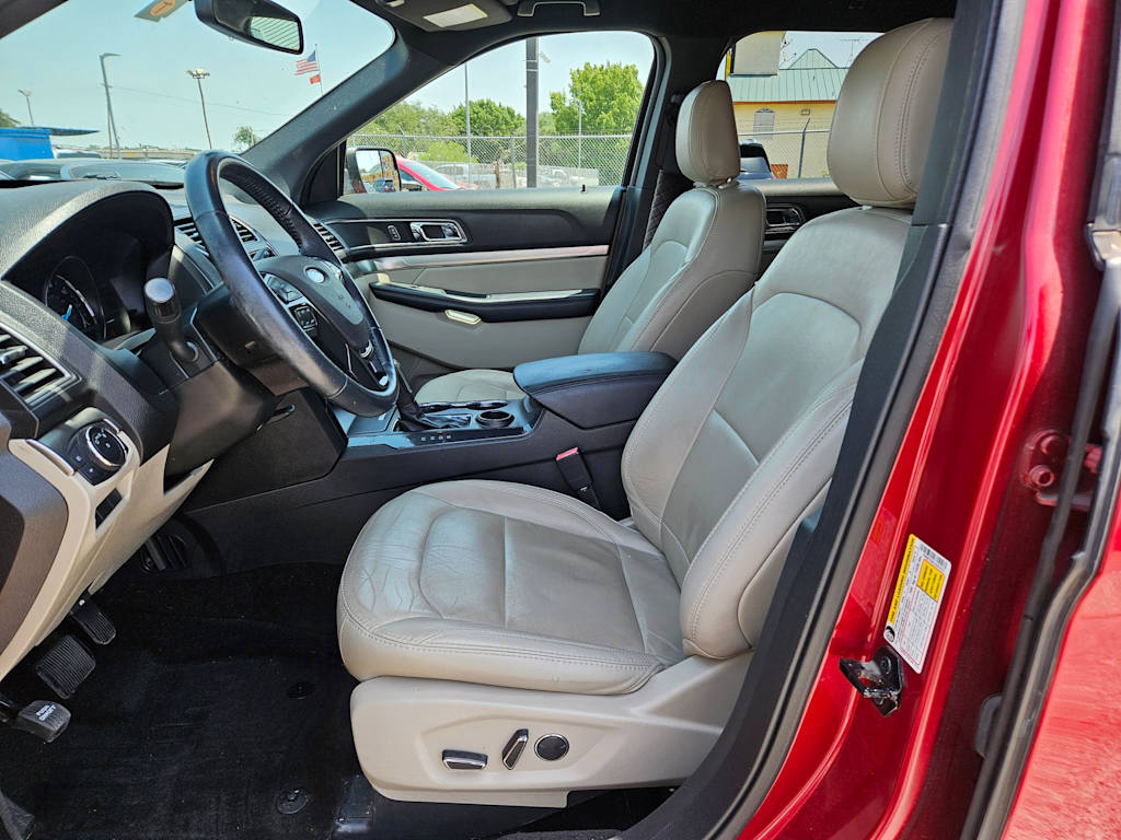 Thumbnail: 2018 Ford Explorer - 9