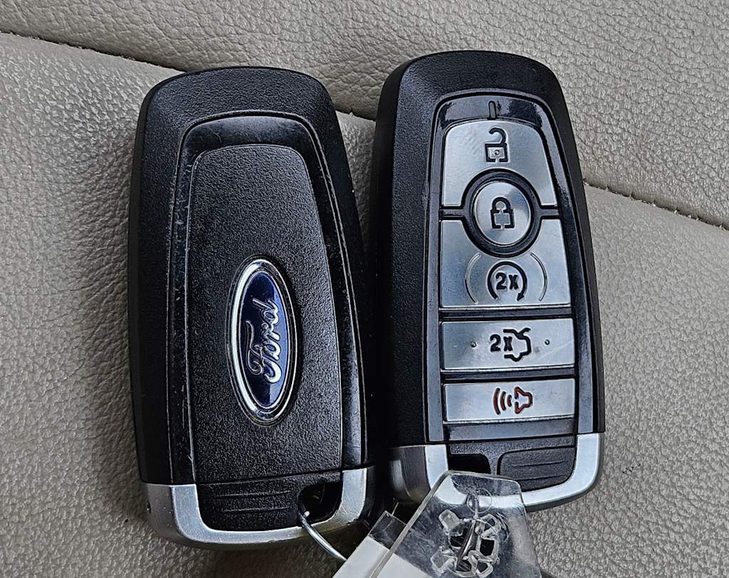 Thumbnail: 2018 Ford Explorer - 14