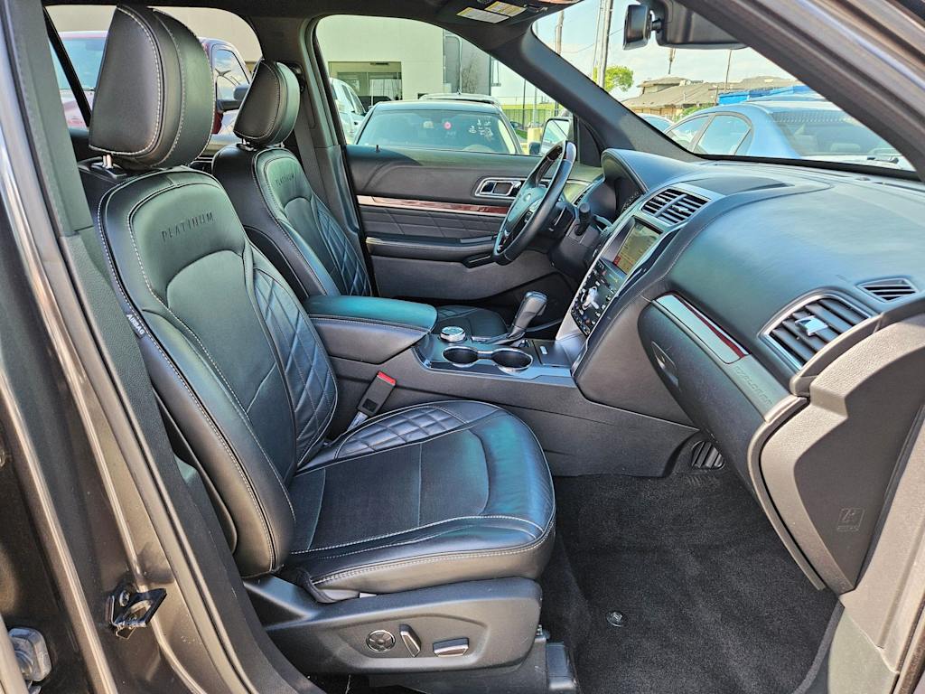 Thumbnail: 2018 Ford Explorer - 12