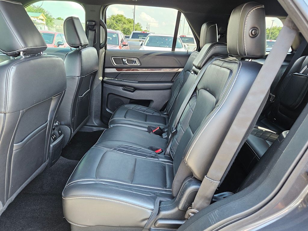 Thumbnail: 2018 Ford Explorer - 27