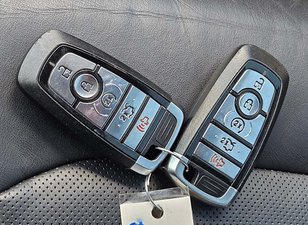 Thumbnail: 2018 Ford Explorer - 18