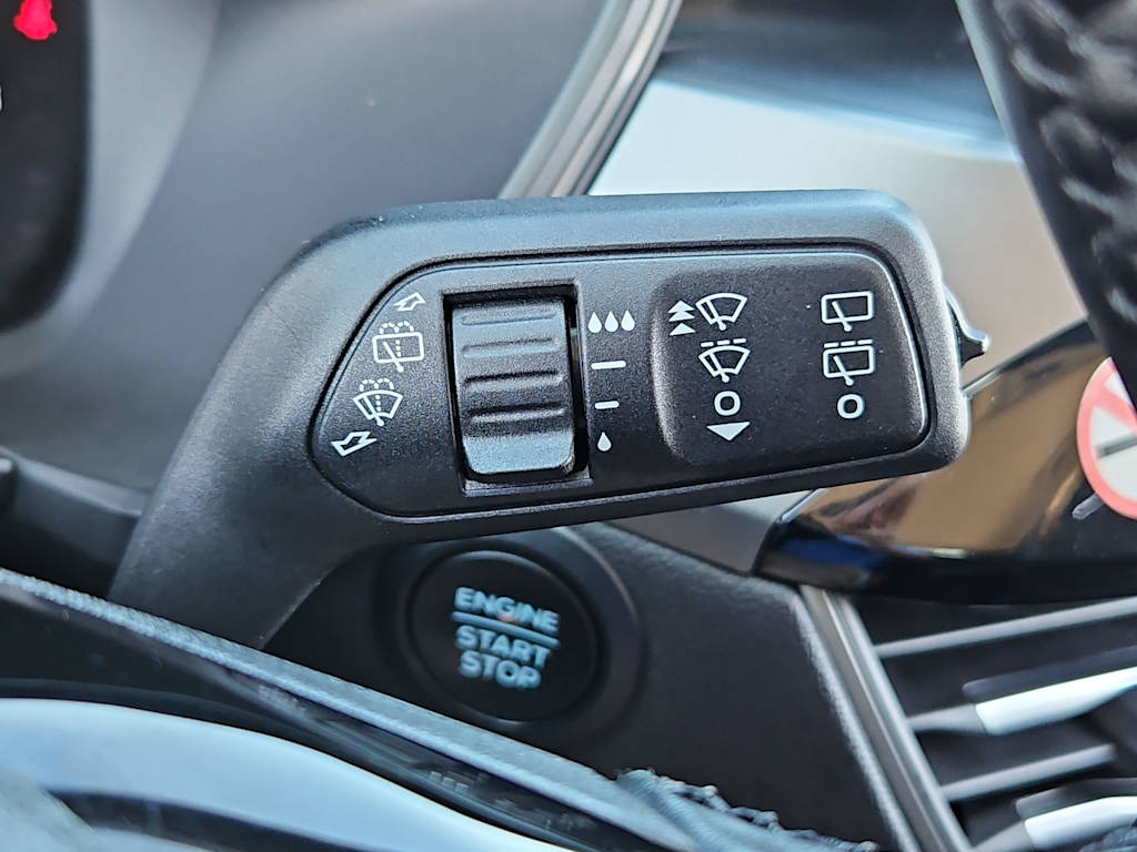 Thumbnail: 2024 Ford Escape - 32