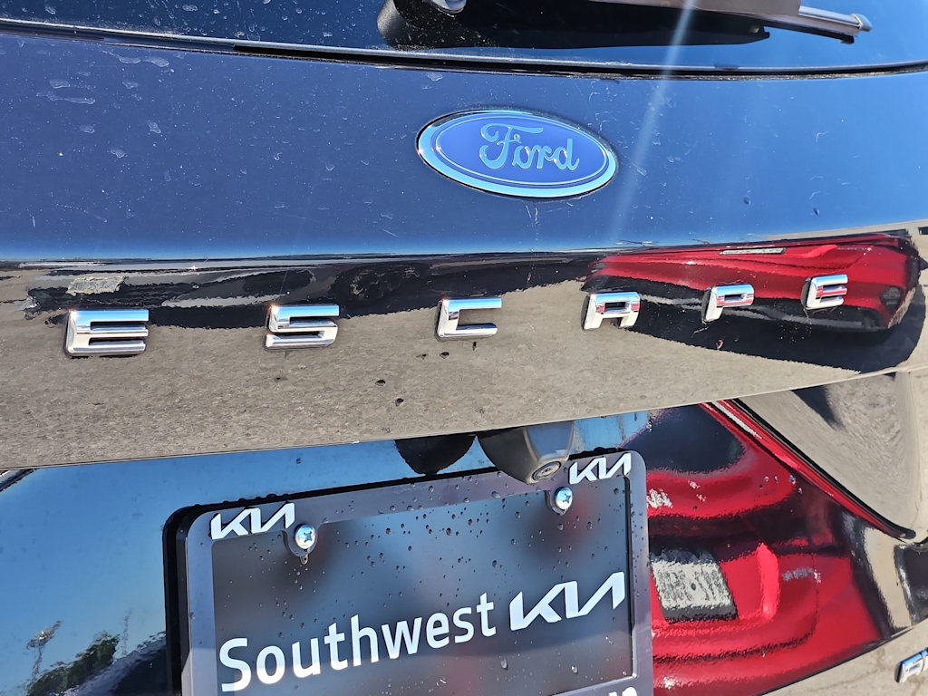 Thumbnail: 2024 Ford Escape - 25