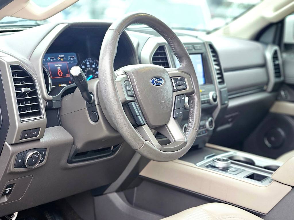 2020 Ford Expedition MAX XLT 2