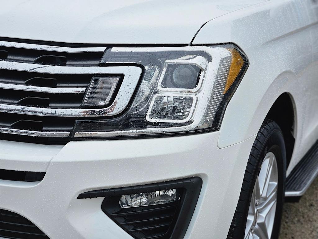 2020 Ford Expedition MAX XLT 25