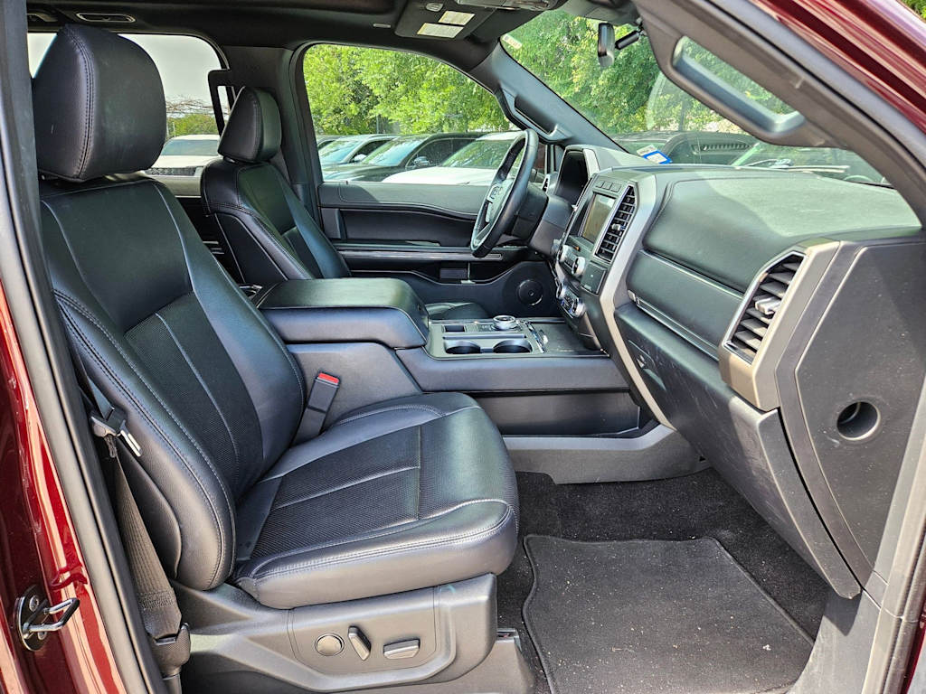 2021 Ford Expedition XLT 8