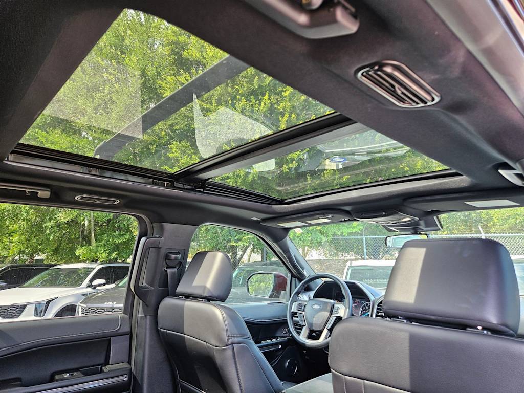 2021 Ford Expedition XLT 21