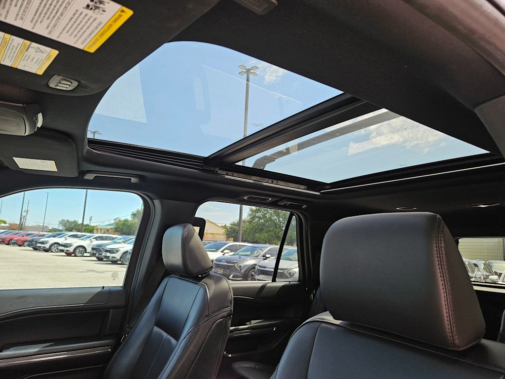 2021 Ford Expedition XLT 18