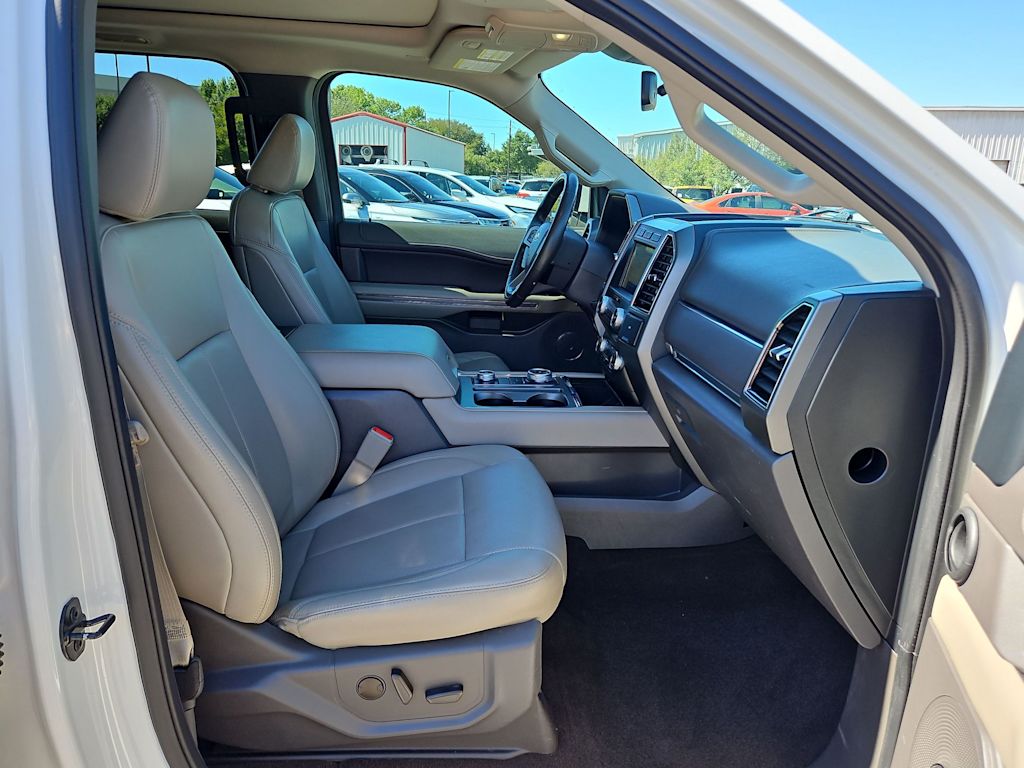 Thumbnail: 2021 Ford Expedition - 10