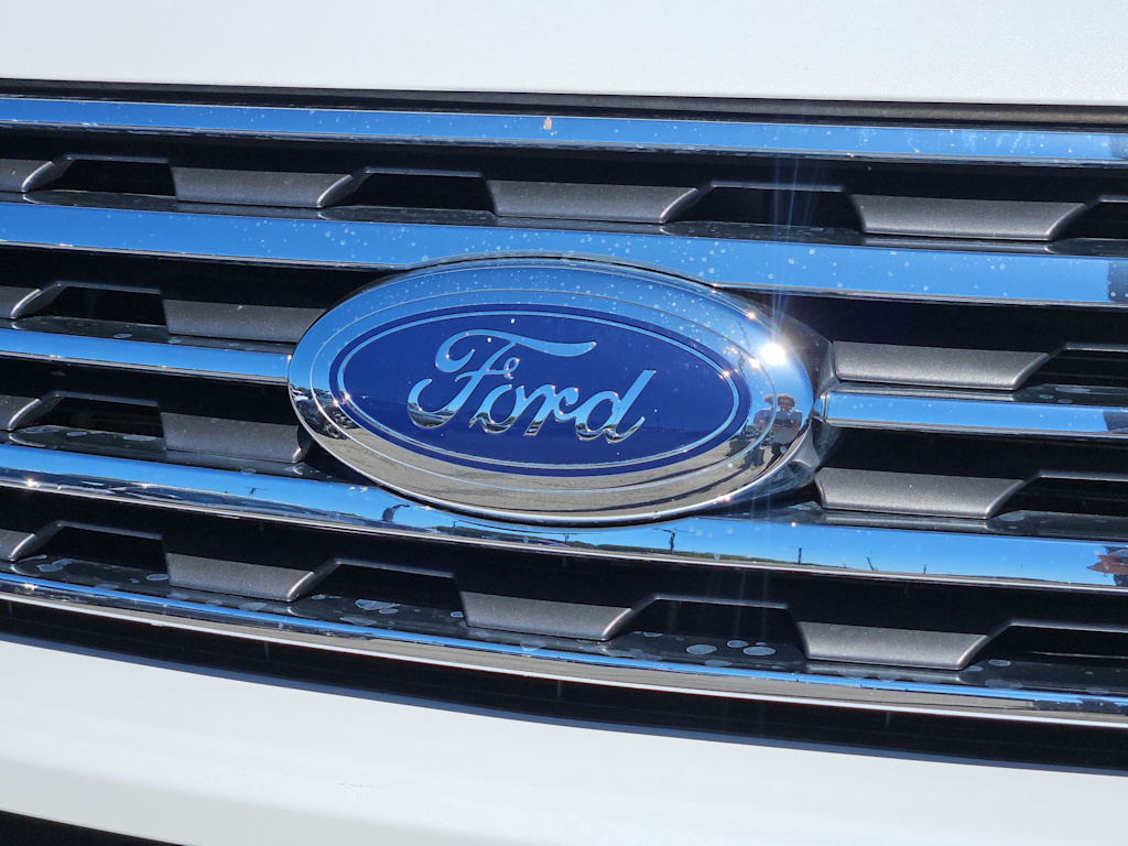 Thumbnail: 2021 Ford Expedition - 6
