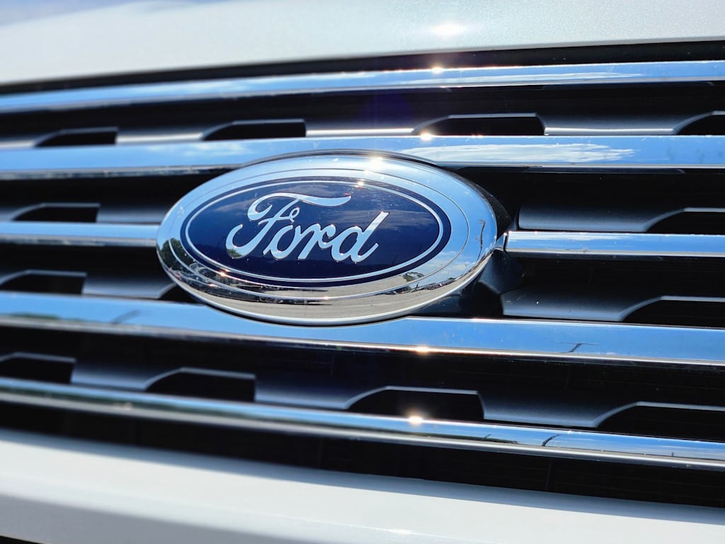 Thumbnail: 2021 Ford Expedition - 8