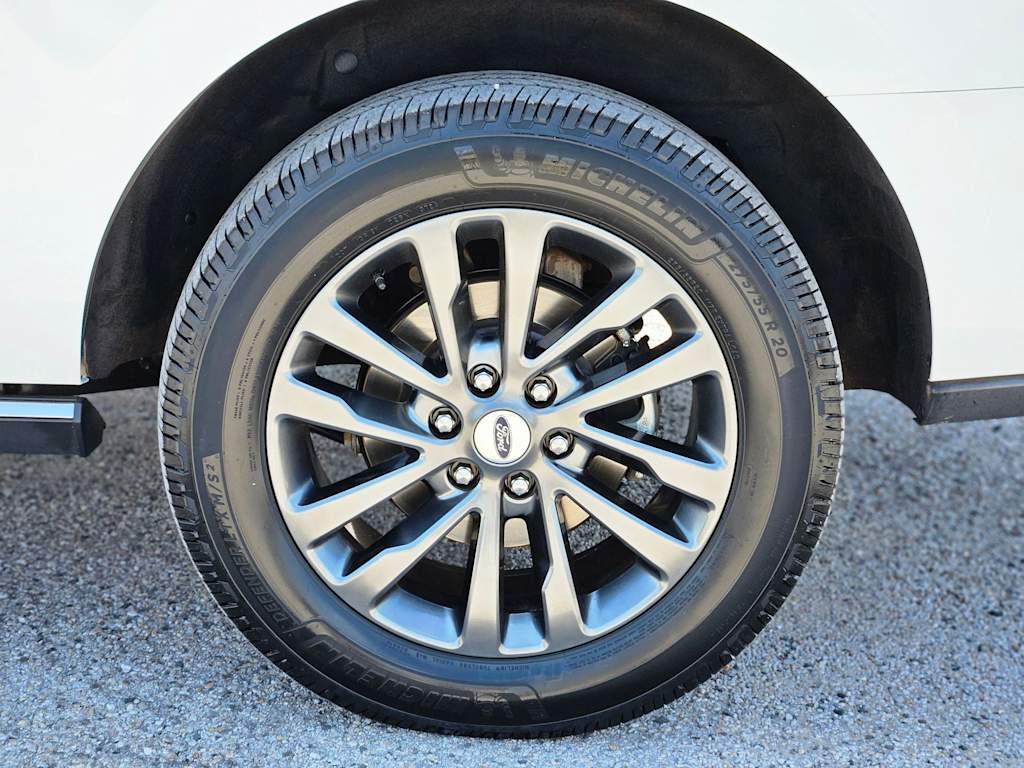 Thumbnail: 2021 Ford Expedition - 9