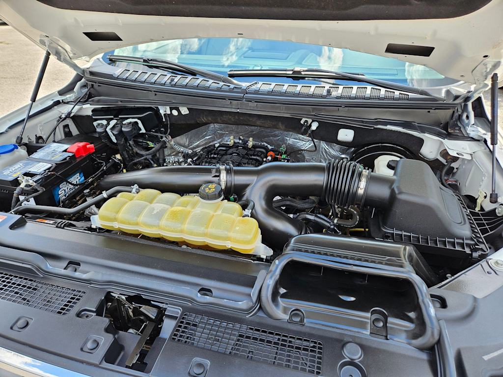 Thumbnail: 2021 Ford Expedition - 10