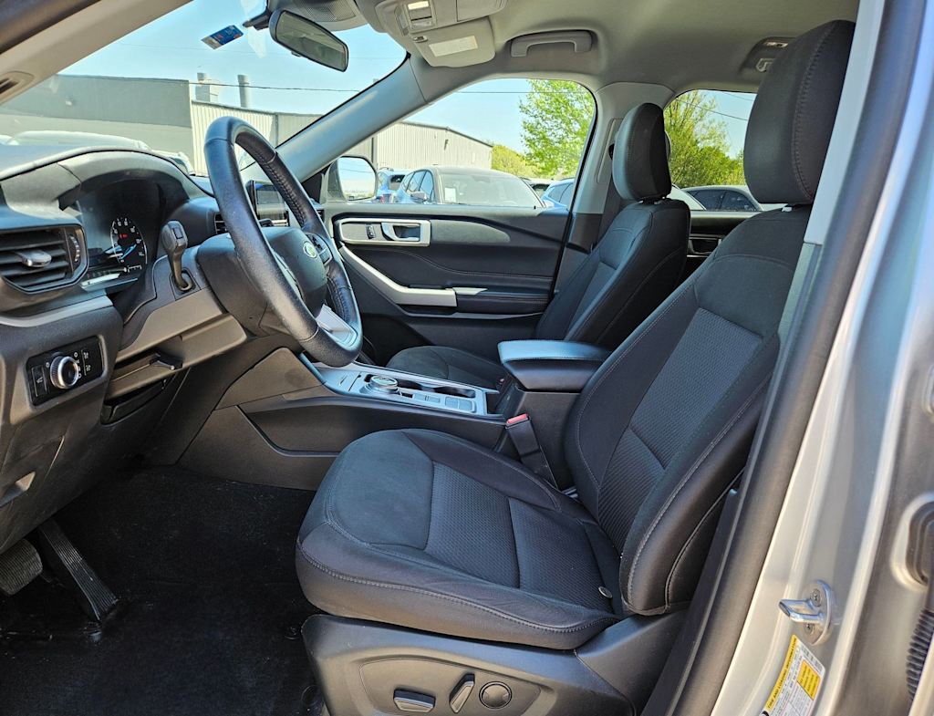 Thumbnail: 2023 Ford Explorer - 8