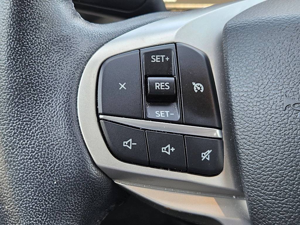 Thumbnail: 2023 Ford Explorer - 17