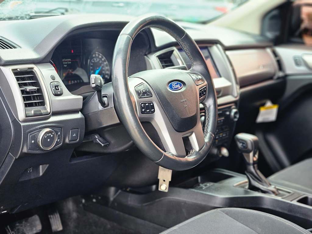 2022 Ford Ranger XLT 2