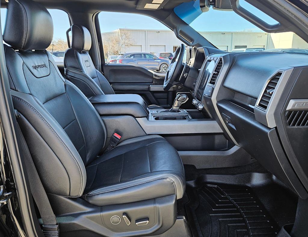 Thumbnail: 2018 Ford F-150 - 31