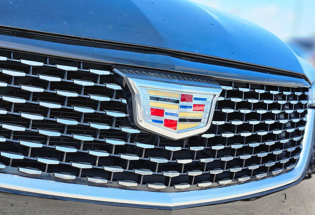 Thumbnail: 2023 Cadillac CT4 - 7