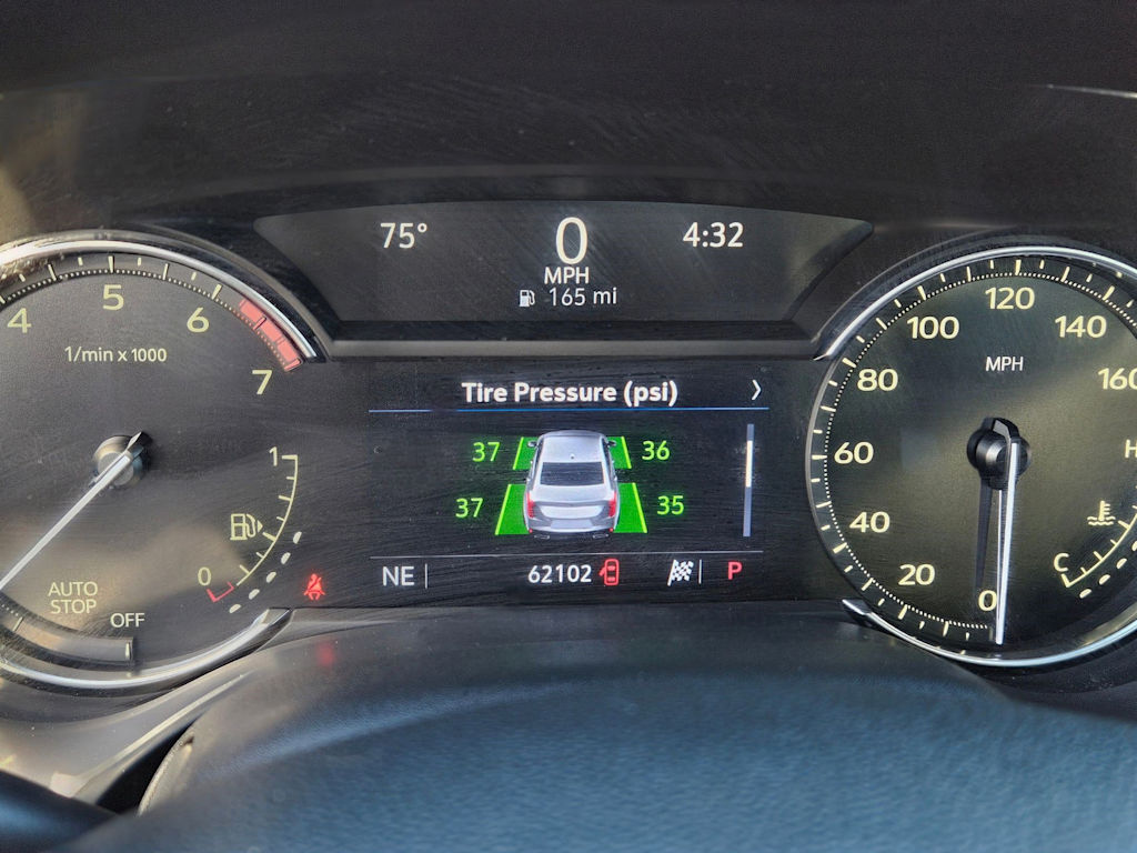 Thumbnail: 2023 Cadillac CT4 - 17